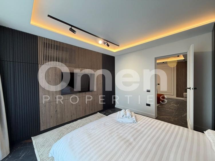 Apartament cu 3 camere semidecomandat, mobilat în Ultracentral