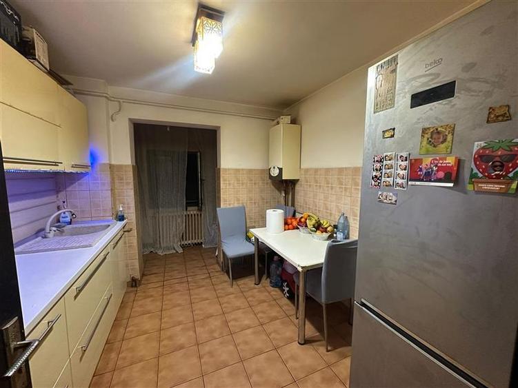 Apartament 3 camere Podu de Piatra - 3