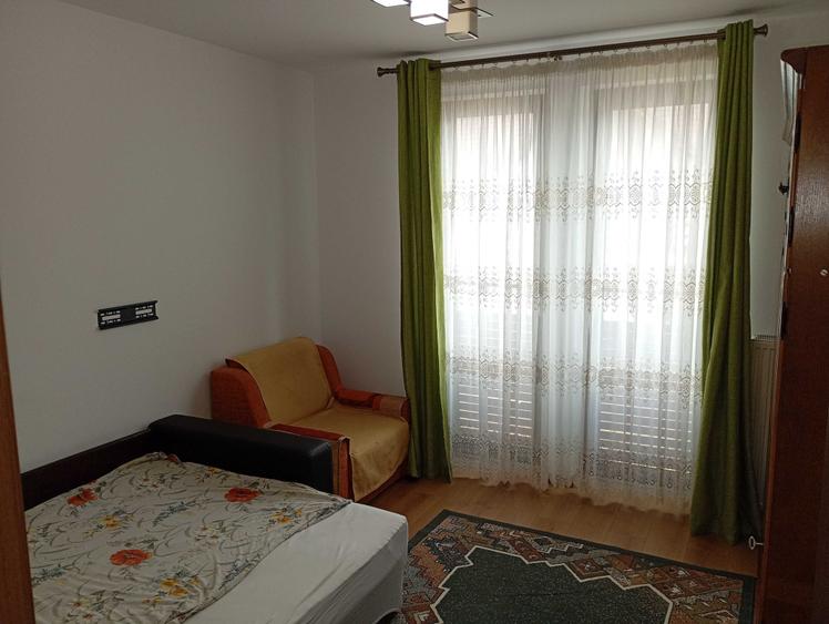Casă cu 4 camere cu Teren 140 Mp în Unirii