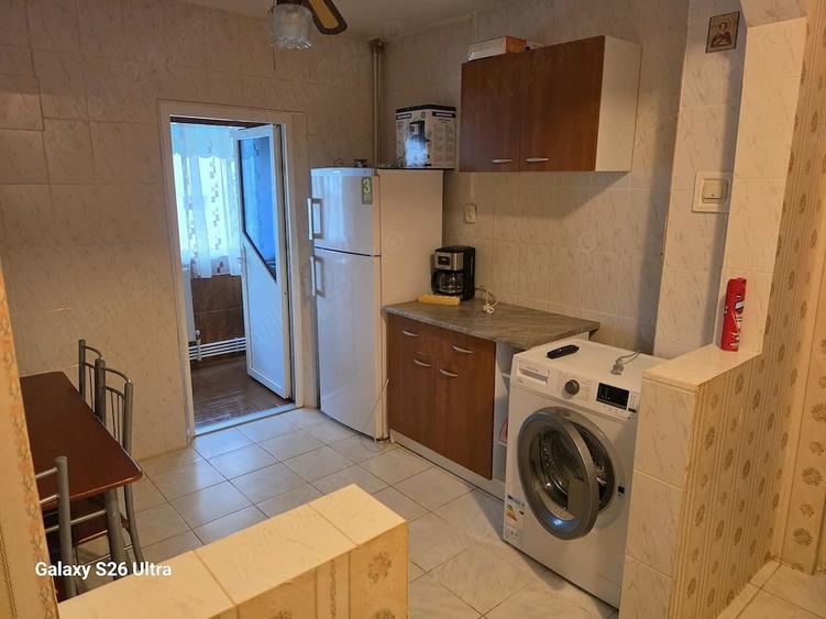 Navodari, vand apartament 2 camere zona sud - 10