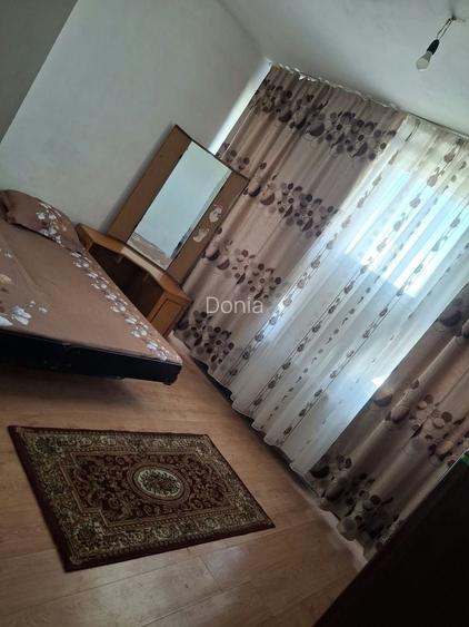 Camera stil garsoniera ,Ford,1300lei, incluse utilitatile in chirie.