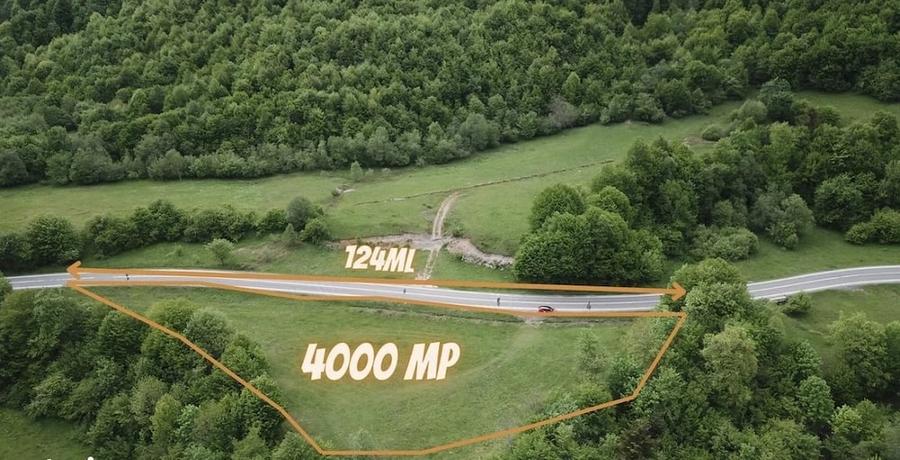 Teren de 4000 mp, în Babarunca