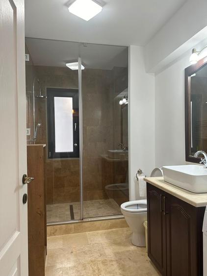 Apartament cu 2 camere decomandat în Florești