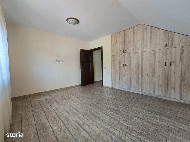 Casa individuala | 5 dormitoare | 230 mp | 700 mp teren | Tauti Manast - 13