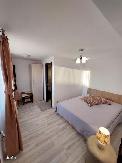 Apartament cu 2 camere în 1 Decembrie