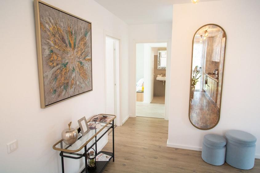 Apartament cu 3 camere decomandat în Theodor Pallady