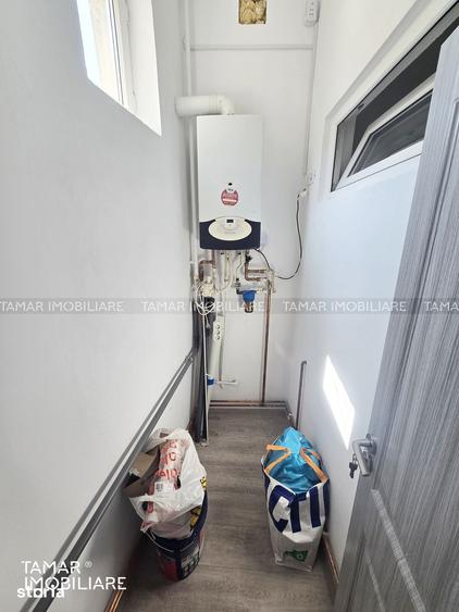 Casă cu 2 camere cu Teren 2382 Mp în Pârneava
