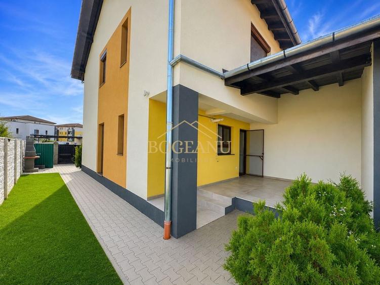 Duplex cu 3 camere cu Canalizare în Giroc