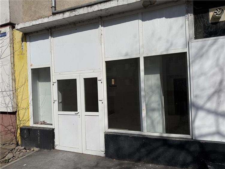 Spațiu comercial, de 79 mp, în Ștrand