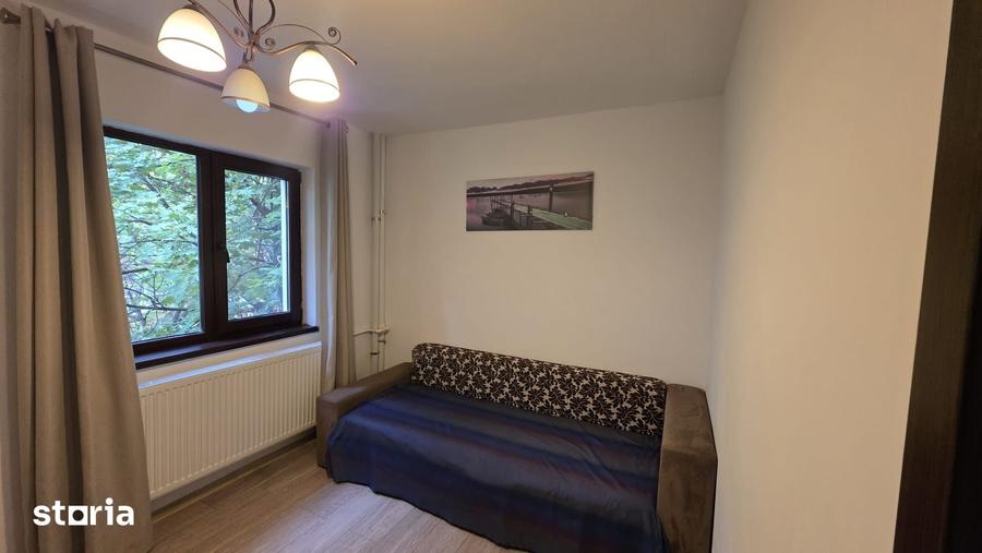 Apartament cu 2 camere în Văcăresti