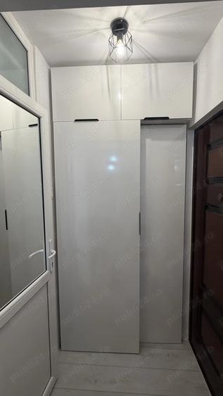 Garsonieră decomandată în Central