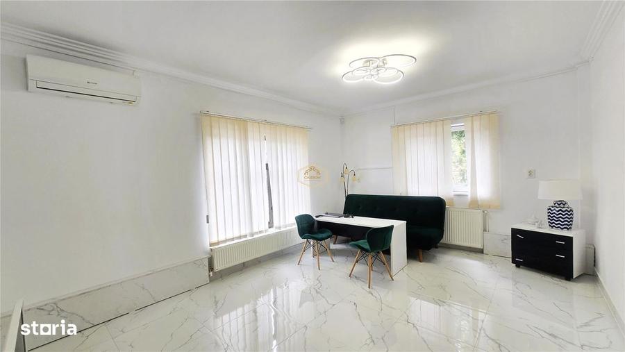 Spațiu comercial, de 40 mp, în Central