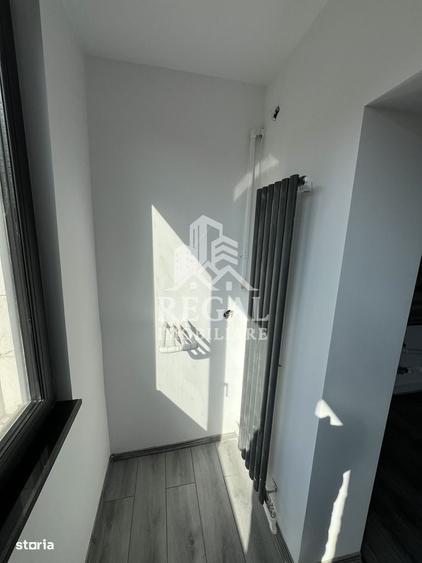 Apartament cu 2 camere decomandat în Rișca