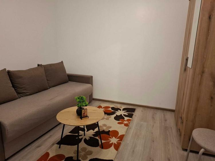 Apartament cu 2 camere în Podu Roș
