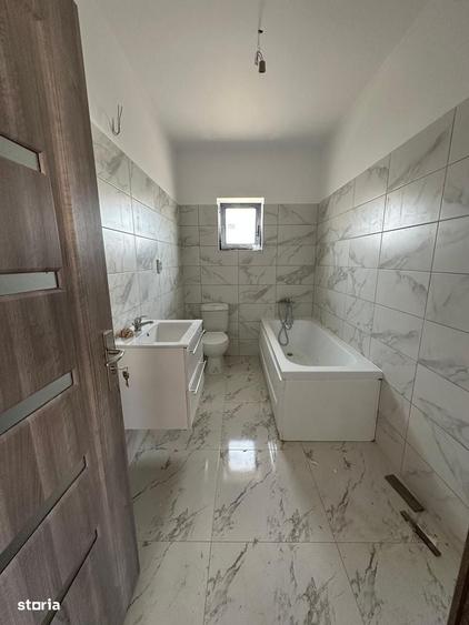 Casă cu 3 camere cu Teren 300 Mp în Clinceni