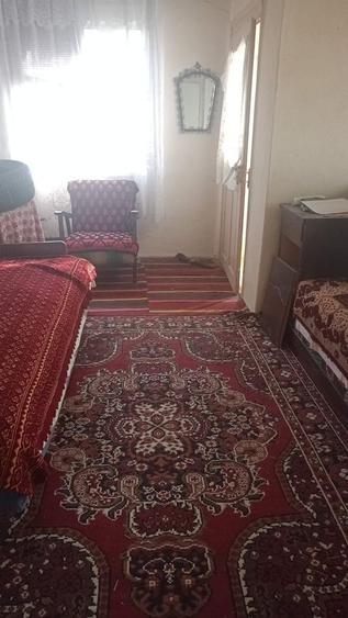 Casă cu 5 camere cu Teren 369 Mp în Zăvoaia