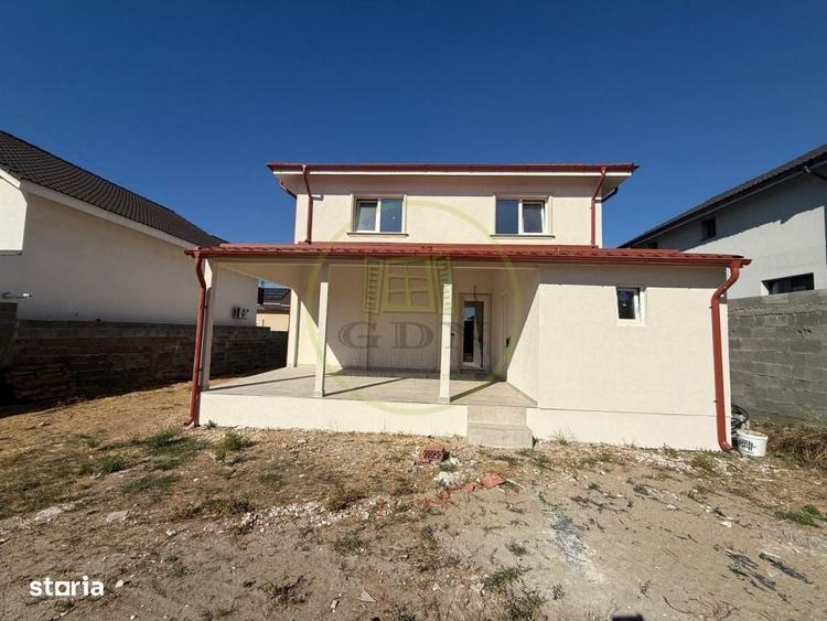 Casă cu 4 camere în Central
