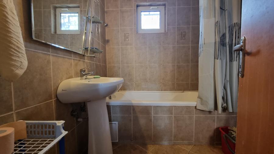 Apartament cu 4 camere de vanzare in zona Militari Lujerului - 2