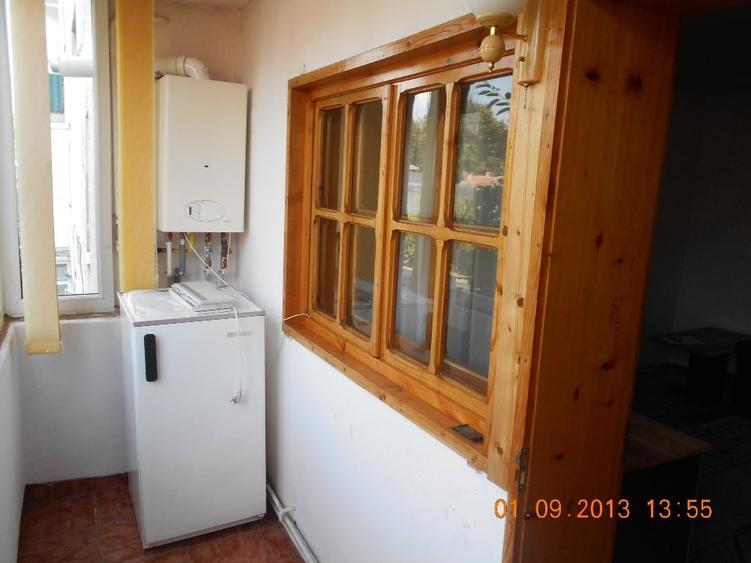 Apartament cu 3 camere decomandat, mobilat în Telegrafului