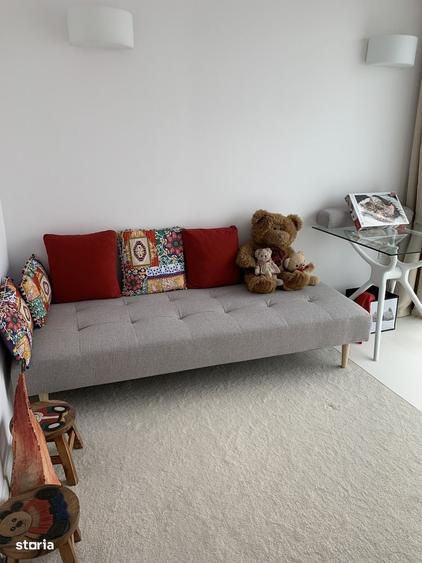 Apartament cu 3 camere în P-ța Universității