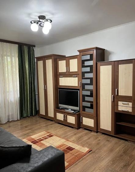 Garsonieră decomandată în Tătărași