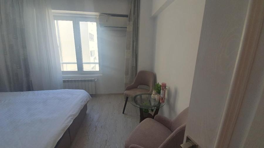 Apartament cu 3 camere decomandat în Unirii