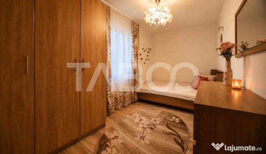 Apartament cu 3 camere semidecomandat în Țiglari