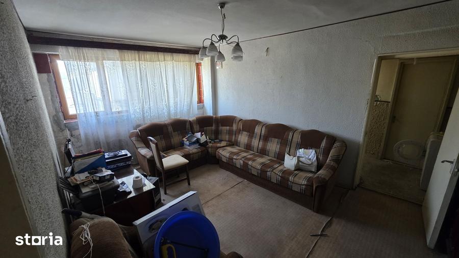 Apartament cu 3 camere în Est