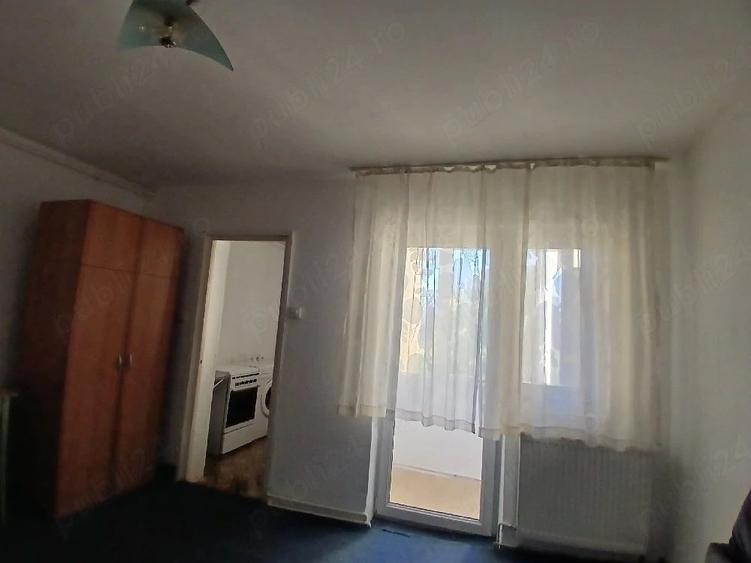 Garsonieră decomandată în Calea Moldovei