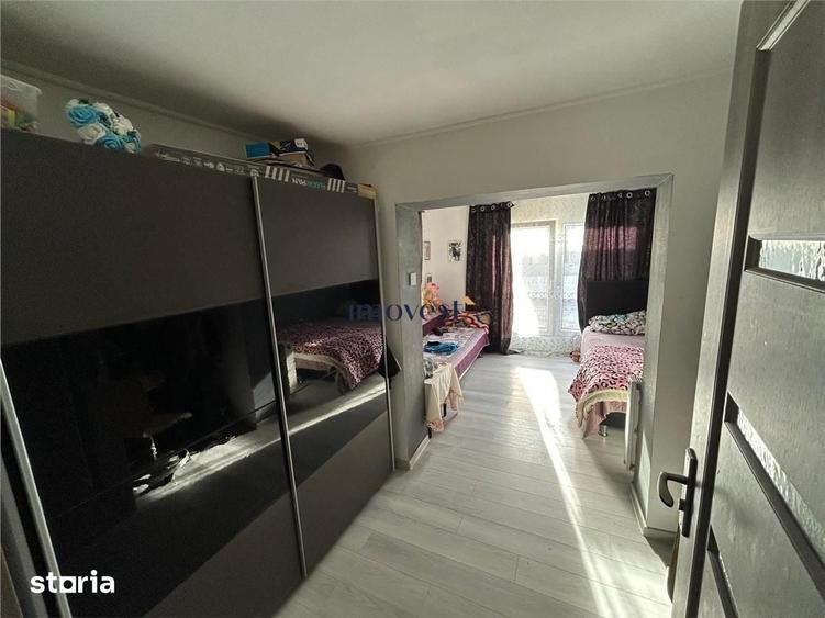 Casă cu 4 camere cu Teren 2700 Mp în Doba
