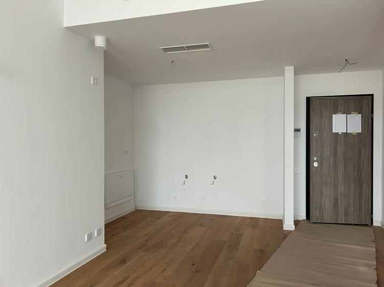 Apartament cu 3 camere semidecomandat în Aviației — fotografia 3