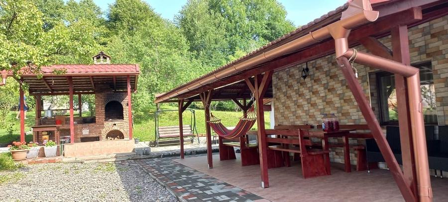 Casă cu 4 camere în Central