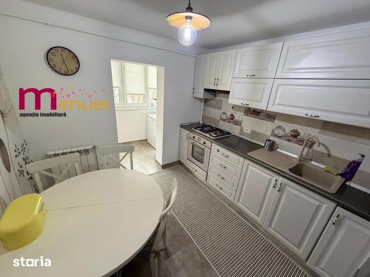 Apartament cu 2 camere decomandat în E3