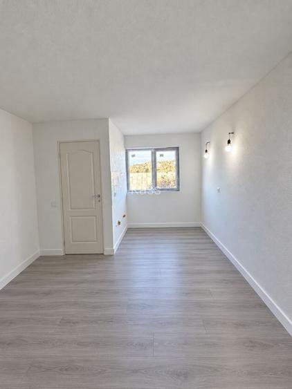 Garsonieră decomandată în Turnătorie
