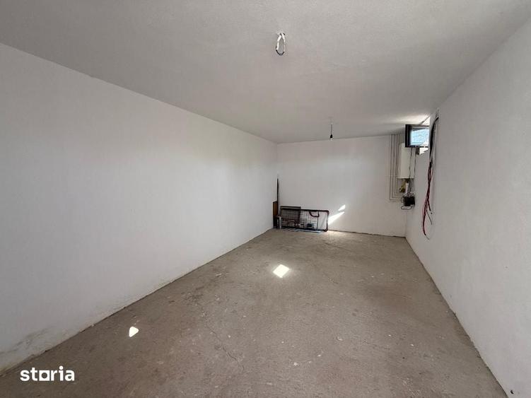 Casă cu 3 camere cu Teren 450 Mp în Cetate