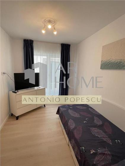Duplex cu 4 camere cu Canalizare în Central