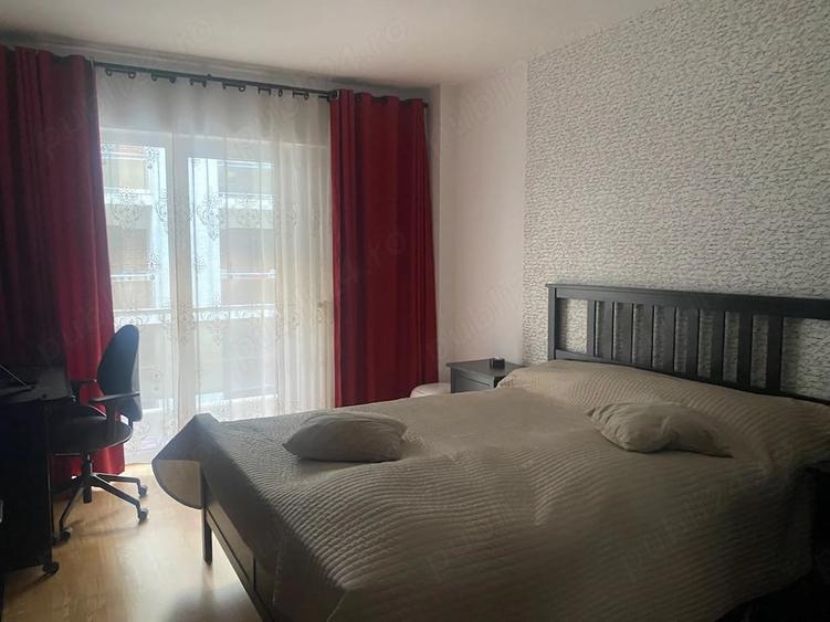 Apartament cu 3 camere semidecomandat în Băneasa