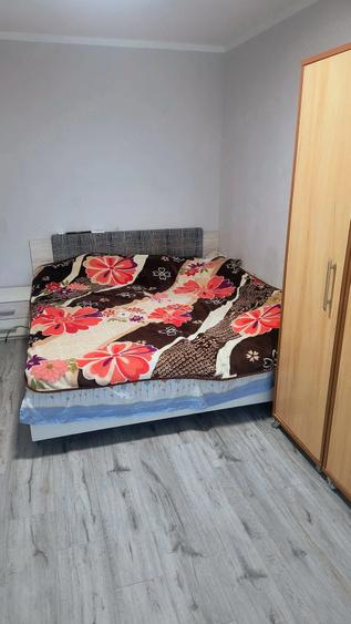 Apartament cu 3 camere decomandat în Dacia