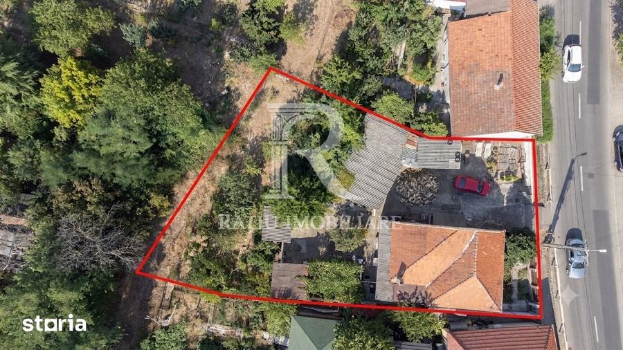 Casă cu 3 camere cu Teren 906 Mp în Central
