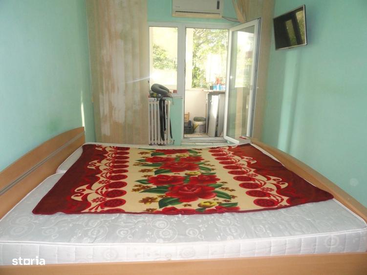 Apartament cu 4 camere decomandat în Micălaca