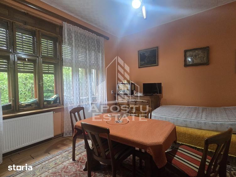 Casă cu 3 camere decomandat cu Teren 1090 Mp în Gurahonț