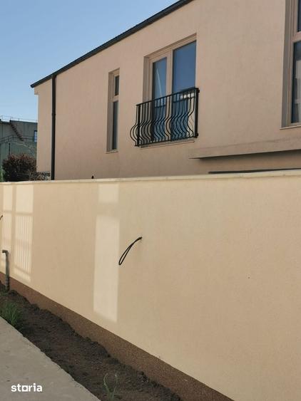 Casă cu 4 camere cu Teren 246 Mp în Tomis Nord