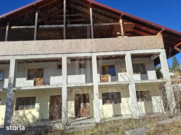 Casă cu Teren 250 Mp în Câineni