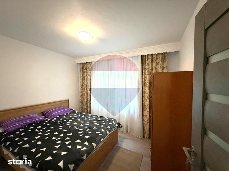 Apartament cu 3 camere semidecomandat în Republicii
