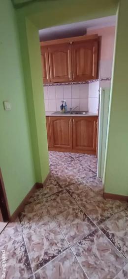 Garsonieră decomandată în Central