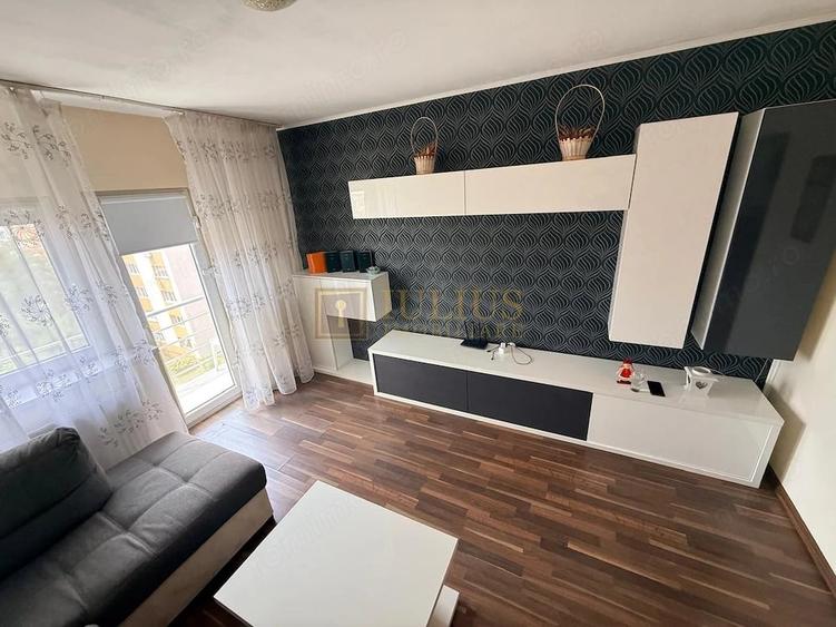 Apartament cu 3 camere decomandat în Șagului