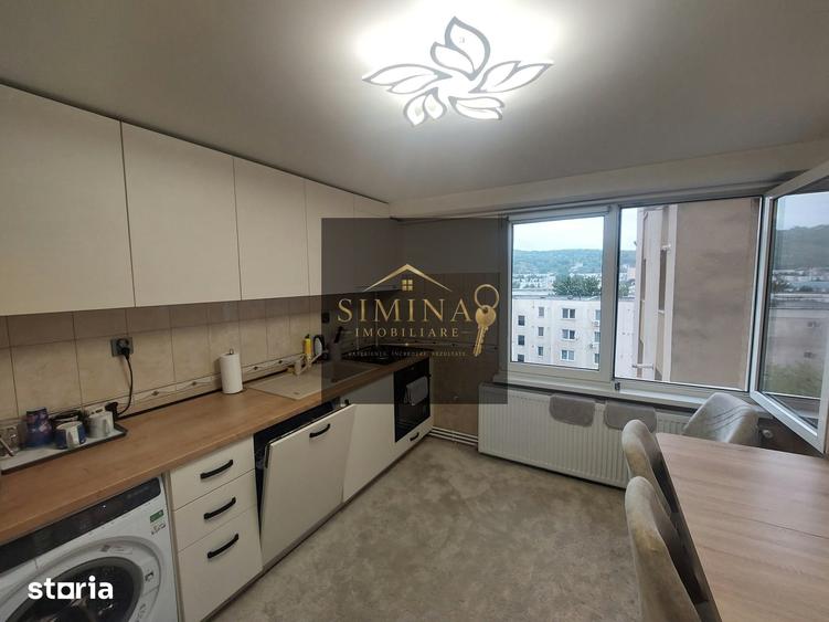 Apartament cu 4 camere în Tudor Vladimirescu