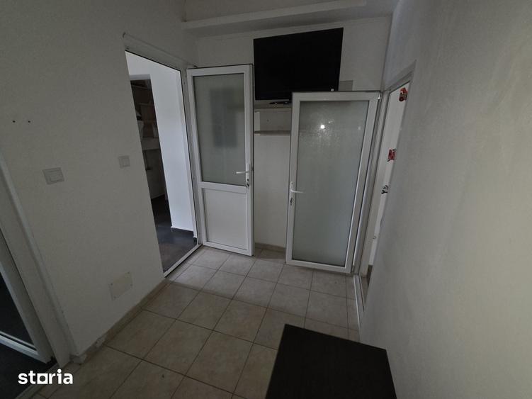 Spațiu comercial, de 39 mp, în Galata
