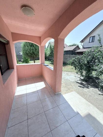 Casă cu 4 camere cu Teren 500 Mp în Central