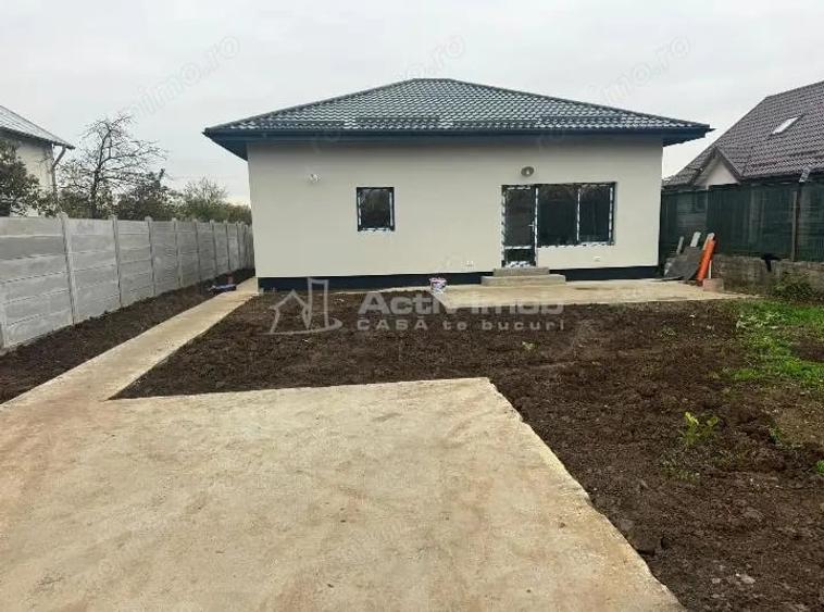Casă cu 3 camere cu Teren 365 Mp în Mihăilești